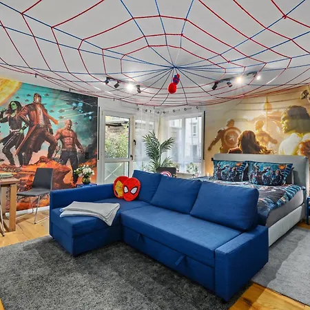 Apartment Edler Wohnraum Marvel Mit Balkon, Boxspringbett, Kaffeevollautomat, Lift & Parkplatz