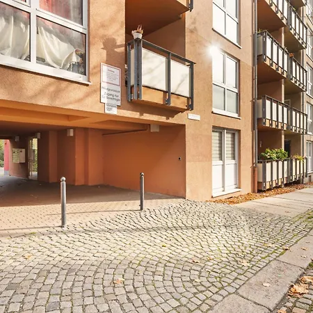 Edler Wohnraum Marvel Mit Balkon, Boxspringbett, Kaffeevollautomat, Lift & Parkplatz *