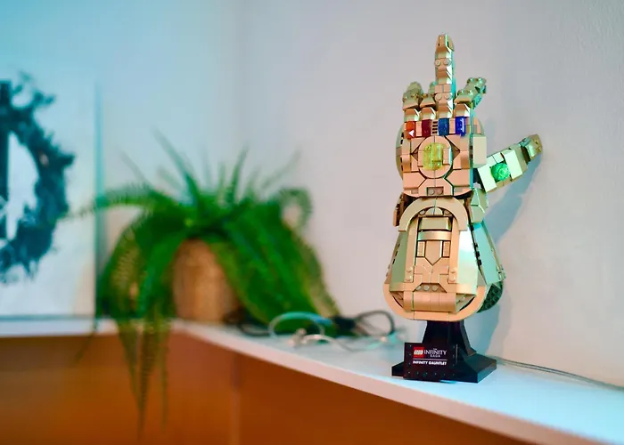 Edler Wohnraum Marvel Mit Balkon, Boxspringbett, Kaffeevollautomat, Lift & Parkplatz *