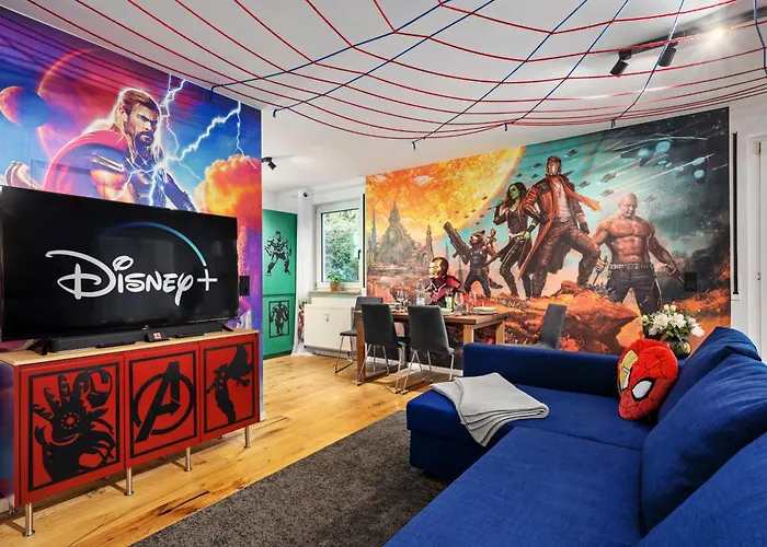 Edler Wohnraum Marvel Mit Balkon, Boxspringbett, Kaffeevollautomat, Lift & Parkplatz